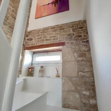 La Nacre De Aubin Sur * Сент-Обен-сюр-Мер