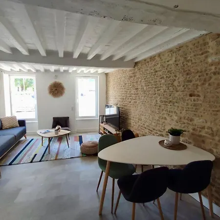 بيت للعطل La Nacre De Aubin Sur